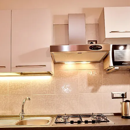 La Meridiana Iun P2300 Апартаменты *